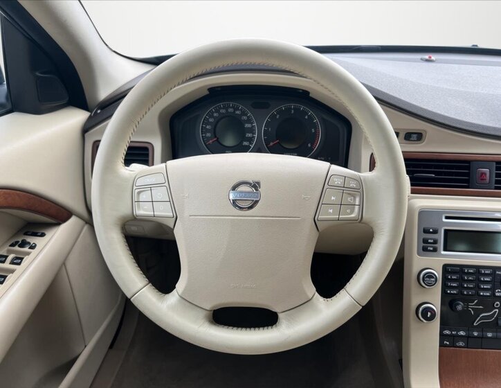 Volvo V70 Kombi 2,4 l 136 kw