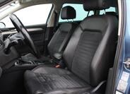 Volkswagen Passat 10