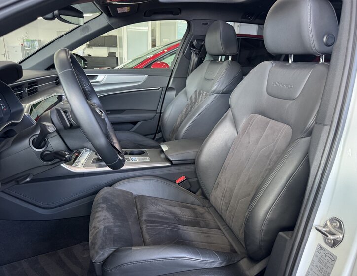 Audi A6 Allroad Kombi 3,0 l 210 kw