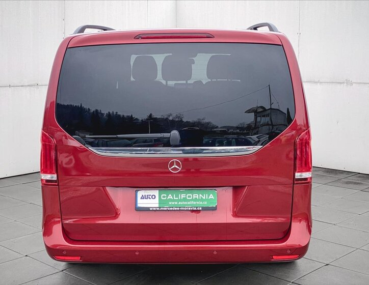 Mercedes-Benz Třídy V MPV 2,0 l 176 kw
