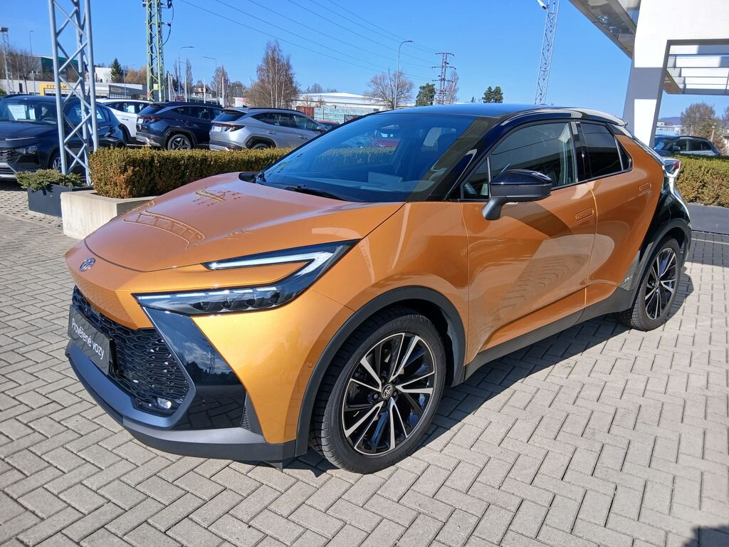 Toyota C-HR SUV / Terénní 2,0 l 112 kw