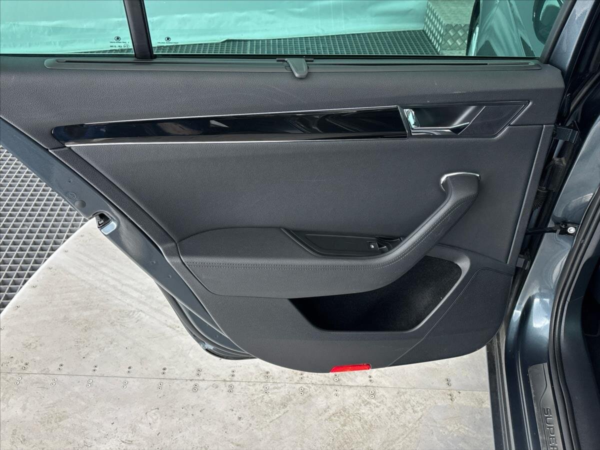 Škoda Superb Kombi 2,0 l 147 kw