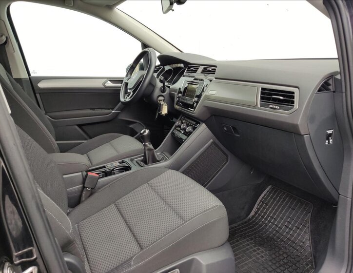 Volkswagen Touran MPV 1,2 l 81 kw