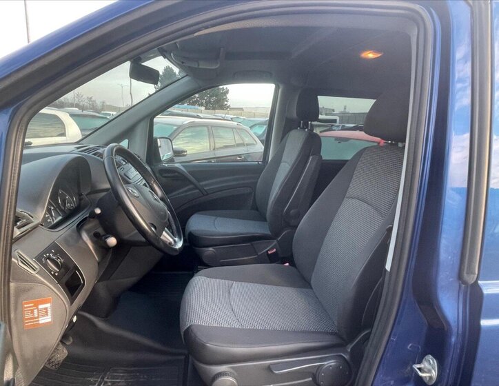 Mercedes-Benz Vito 7