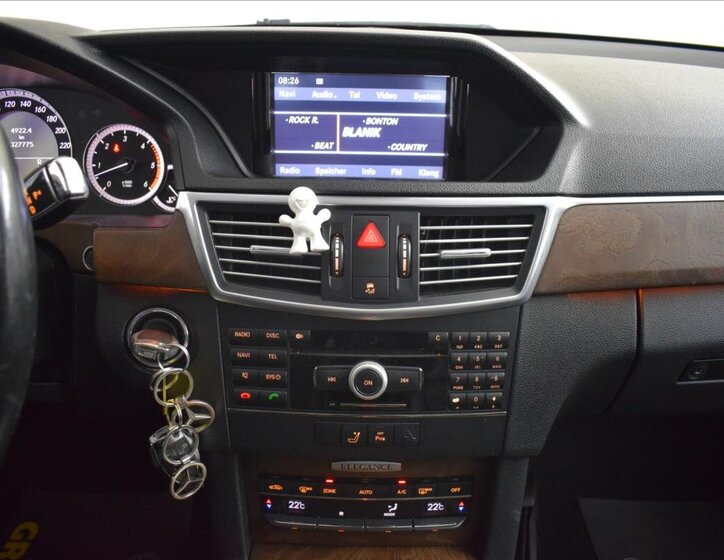 Mercedes-Benz Třídy E Sedan 3,0 l 170 kw