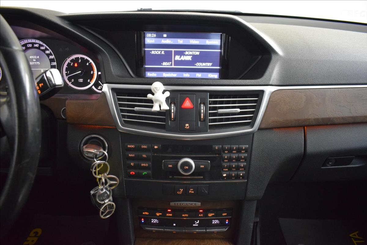 Mercedes-Benz Třídy E Sedan 3,0 l 170 kw