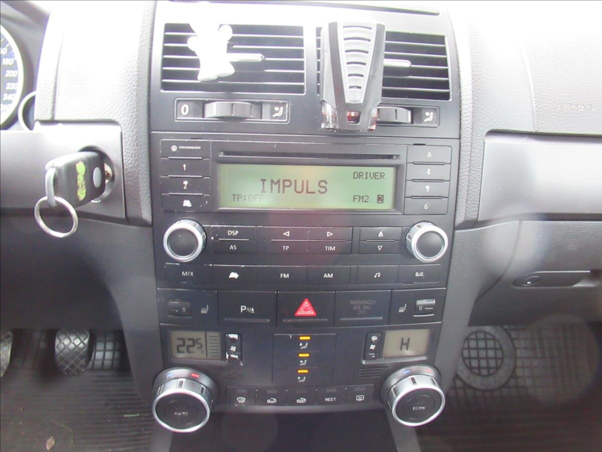 Volkswagen Touareg Kombi 2,5 l 165 kw