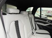 BMW X5 SUV 4,4 l 460 kw