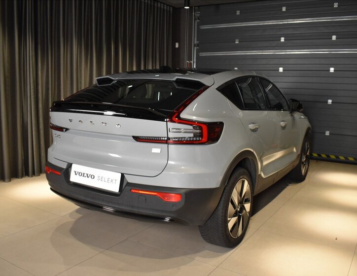 Volvo C40 SUV / Terénní 0,0 185 kw