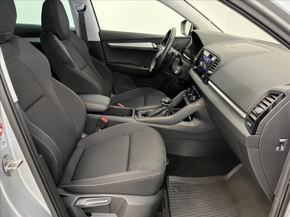 Škoda Karoq SUV / Terénní 1,5 l 110 kw
