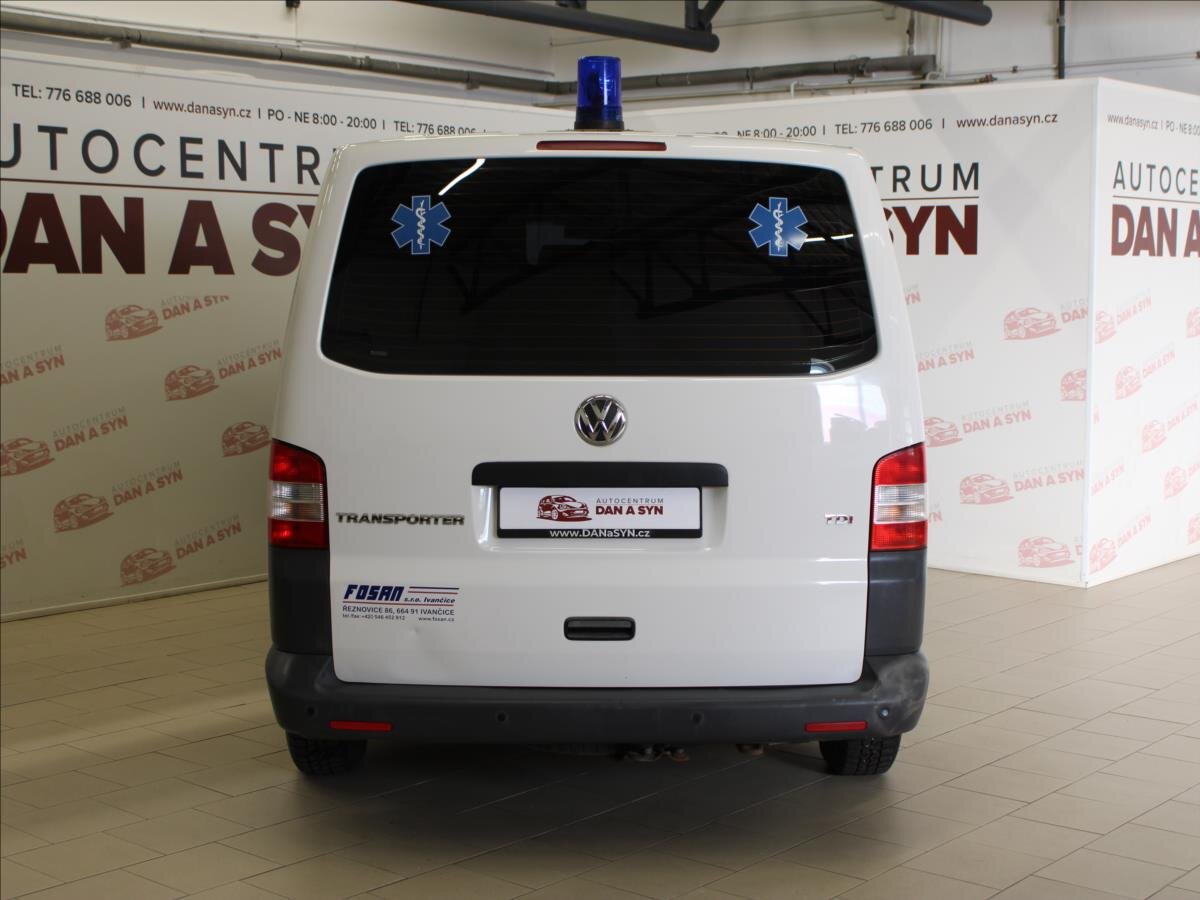 Volkswagen Transporter Kombi 2,0 l 103 kw