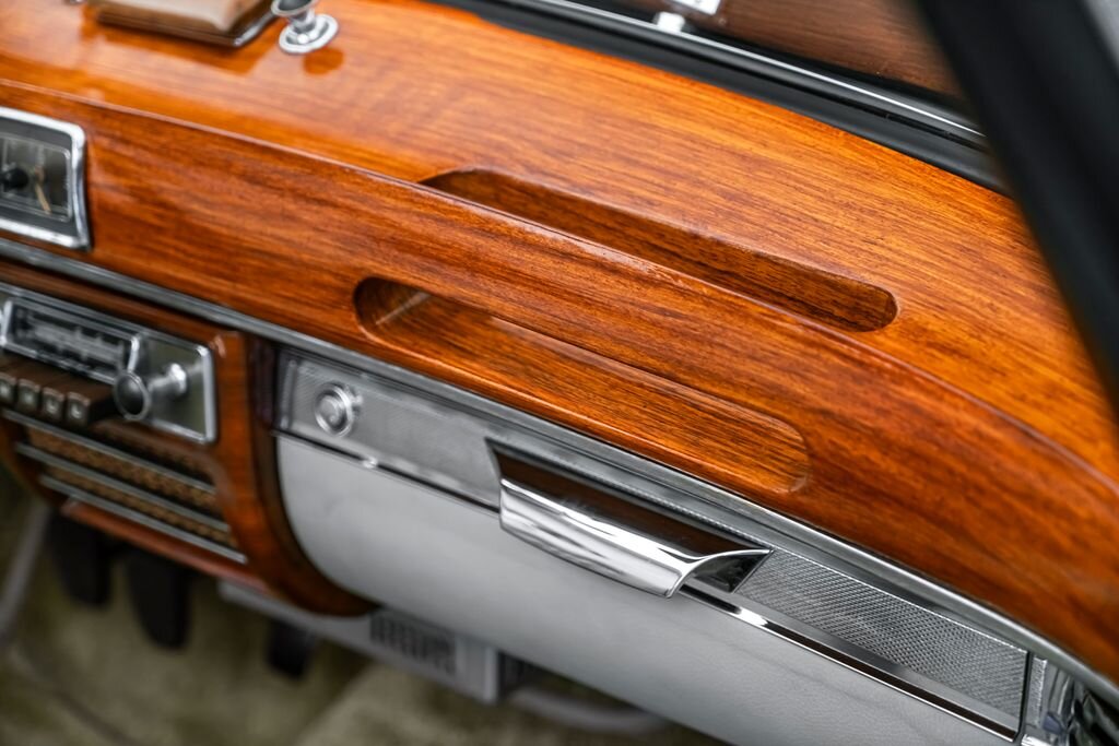 Mercedes-Benz 220 Kabriolet 2,2 l 78 kw