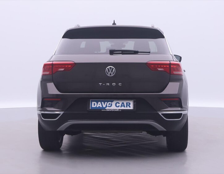 Volkswagen T-Roc 6