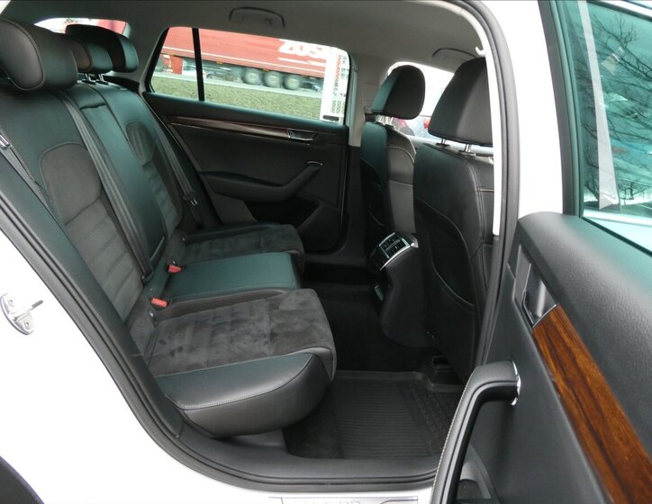 Škoda Superb Kombi 2,0 l 147 kw