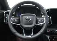 Volvo XC40 Kombi 2,0 l 145 kw