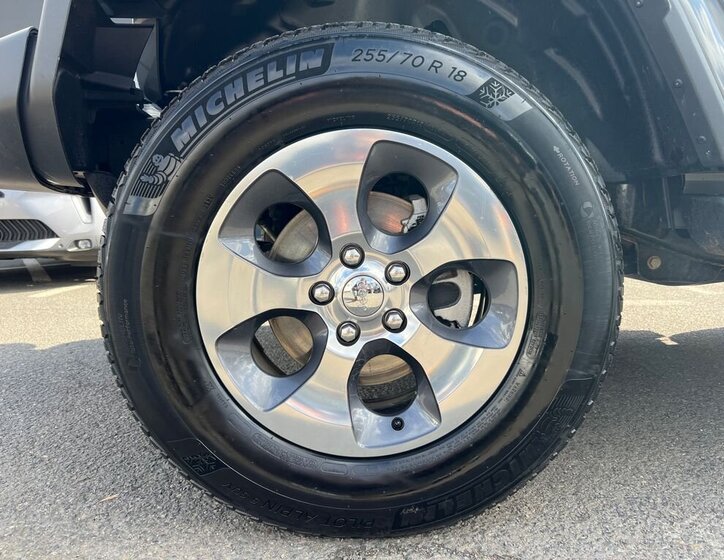 Jeep Wrangler SUV / Terénní 2,0 l 200 kw