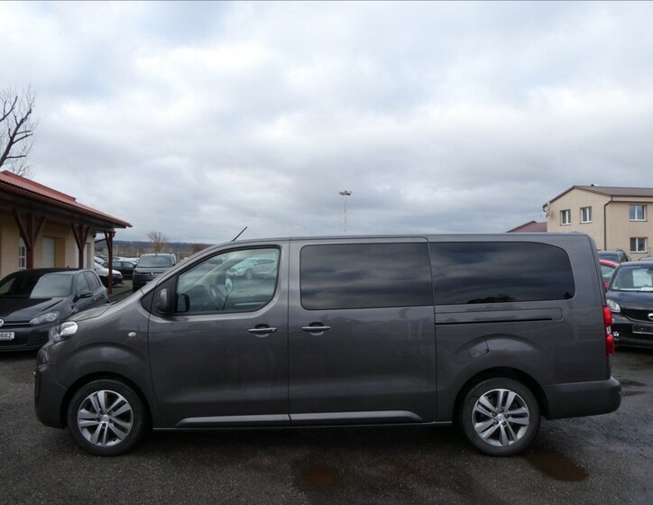 Peugeot Traveller MPV 2,0 l 130 kw