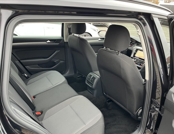 Volkswagen Passat 23