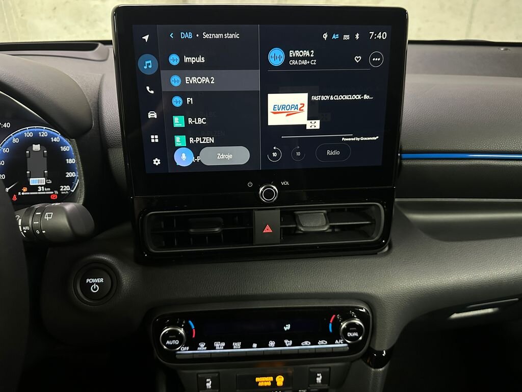 Toyota Yaris Hatchback 1,5 l 96 kw