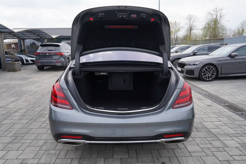 Mercedes-Benz Třídy S Sedan / Limuzína 4,0 l 345 kw