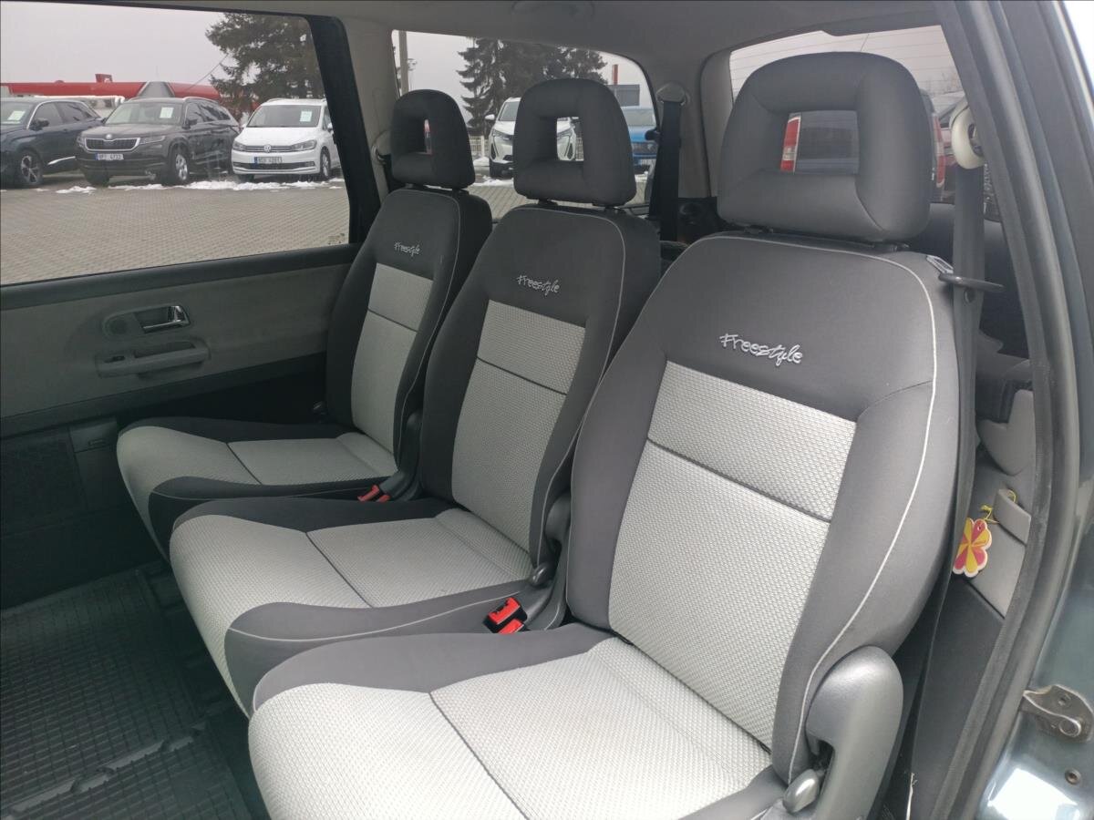 Volkswagen Sharan MPV 2,0 l 103 kw