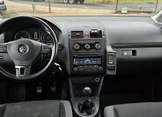 Volkswagen Touran 9
