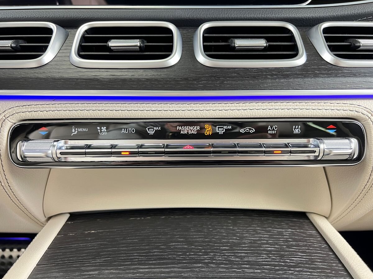 Mercedes-Benz GLS SUV / Terénní 4,0 l 360 kw