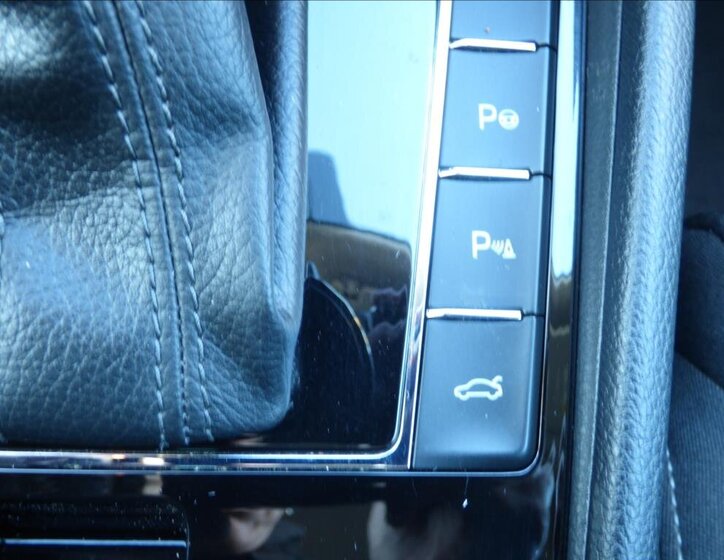 Škoda Superb Kombi 2,0 l 110 kw