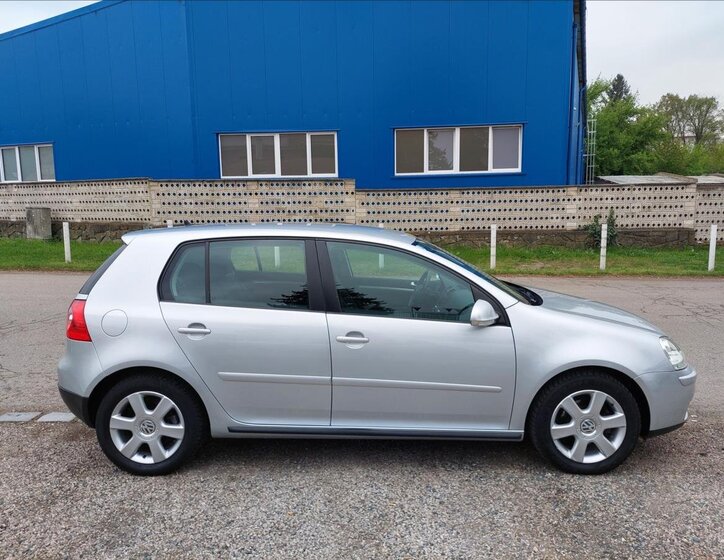 Volkswagen Golf Hatchback 1,4 l 59 kw