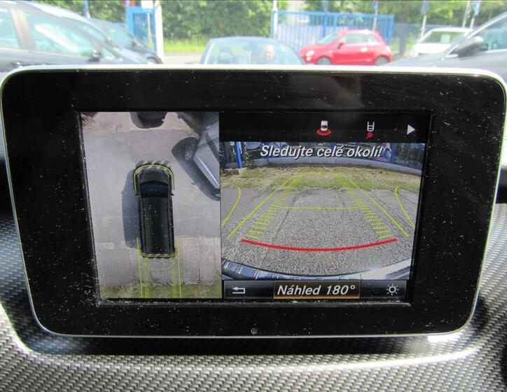 Mercedes-Benz Třídy V 17