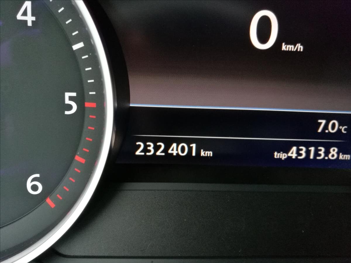 Volkswagen Touareg Kombi 3,0 l 180 kw