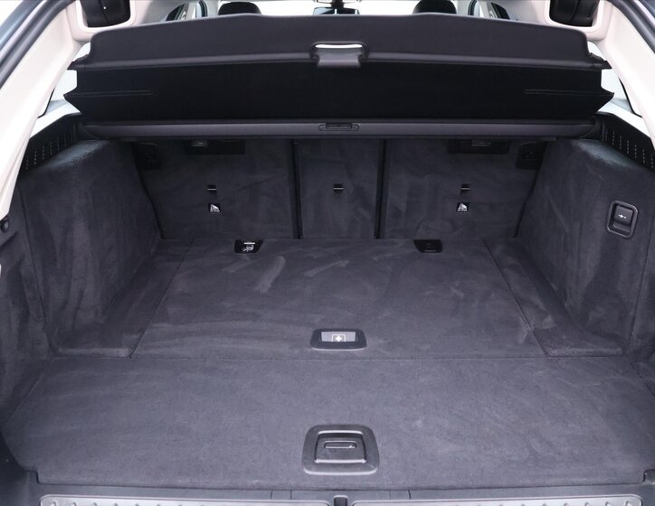 BMW Řada 5 Kombi 2,0 l 140 kw