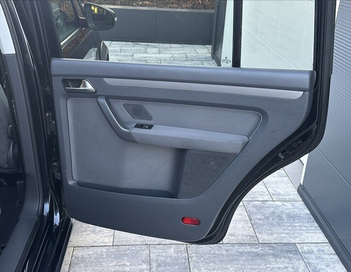 Volkswagen Touran MPV 1,4 l 103 kw