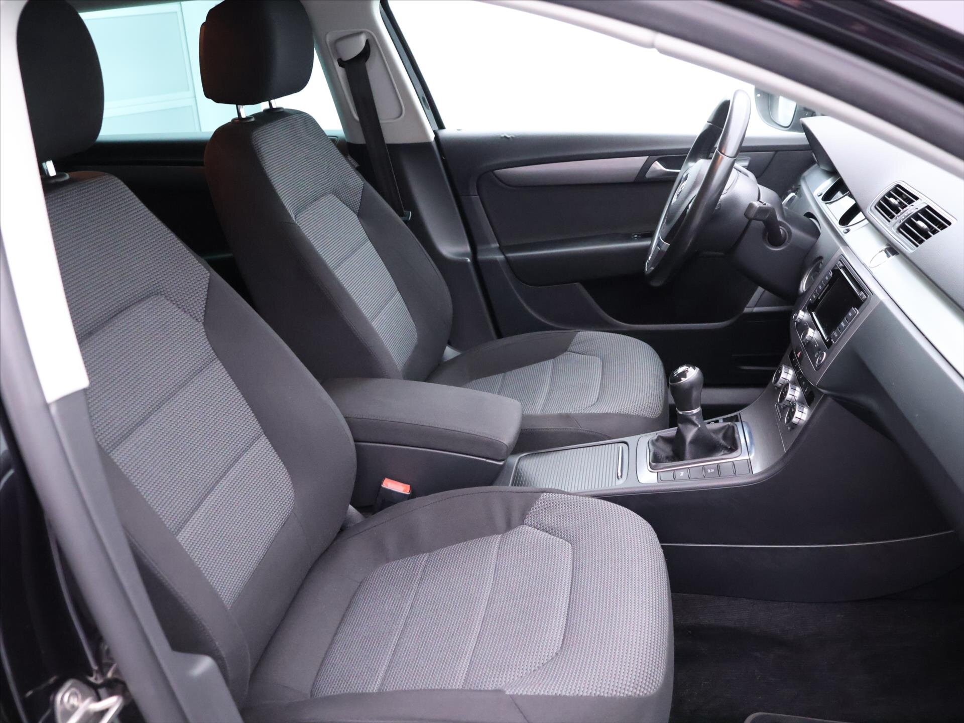 Volkswagen Passat Kombi 1,4 l 90 kw