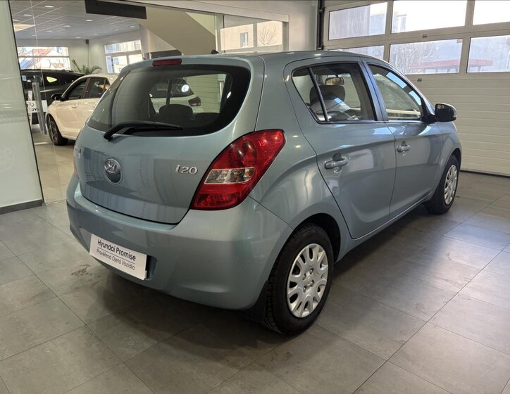 Hyundai i20 4