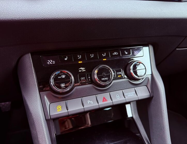 Škoda Karoq SUV / Terénní 2,0 l 85 kw