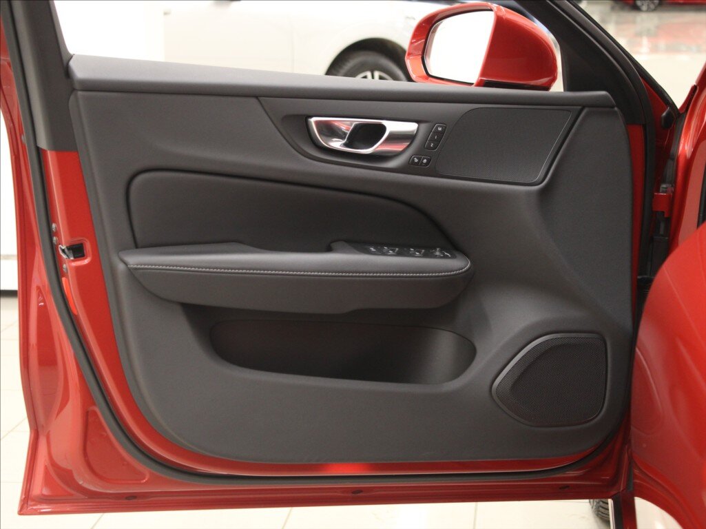 Volvo V60 Kombi 2,0 l 257 kw