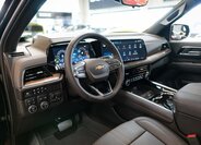 Chevrolet Suburban SUV 6,2 l 313 kw