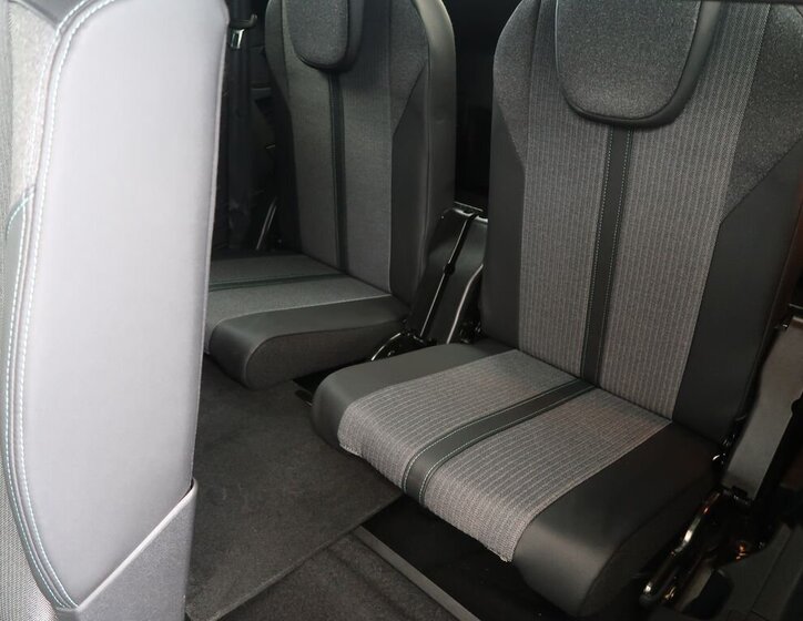 Peugeot 5008 SUV / Terénní 1,5 l 96 kw