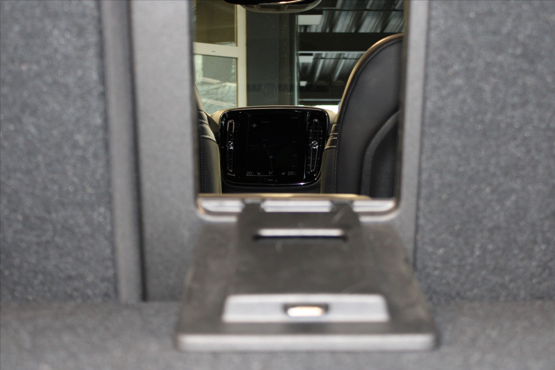 Volvo XC40 SUV / Terénní 2,0 l 140 kw