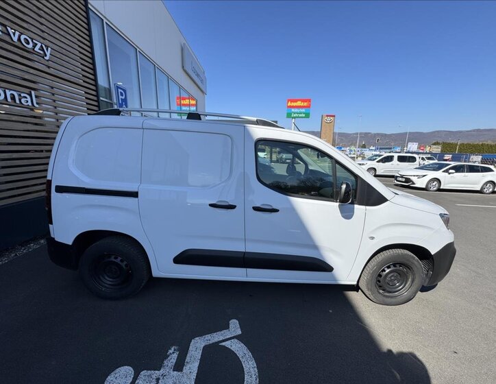 Peugeot Partner Skříň 1,5 l 75 kw