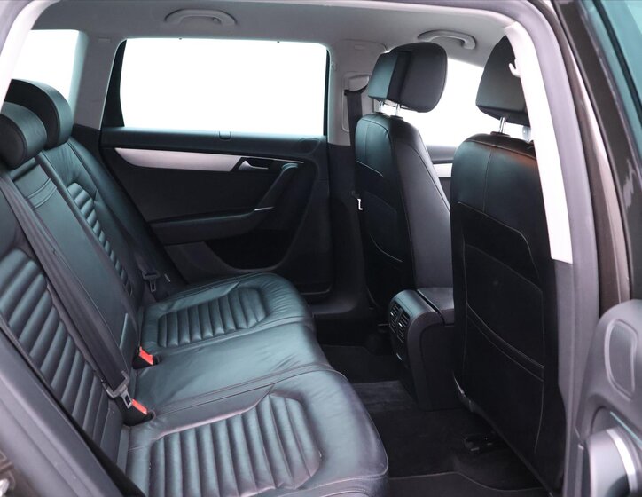 Volkswagen Passat Kombi 2,0 l 155 kw