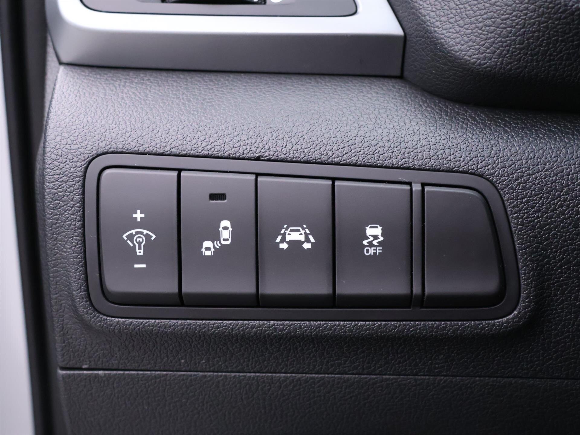 Hyundai Tucson SUV 2,0 l 100 kw