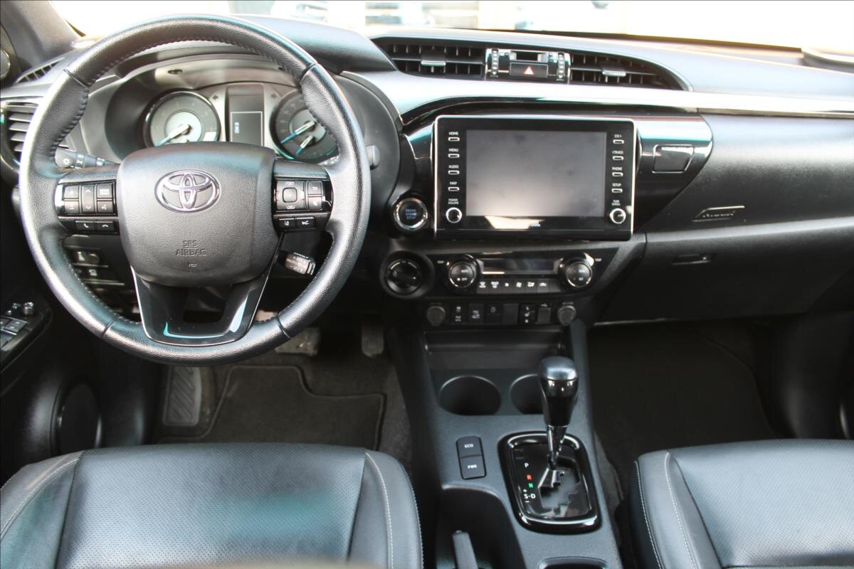 Toyota Hilux Pick-up 2,8 l 150 kw