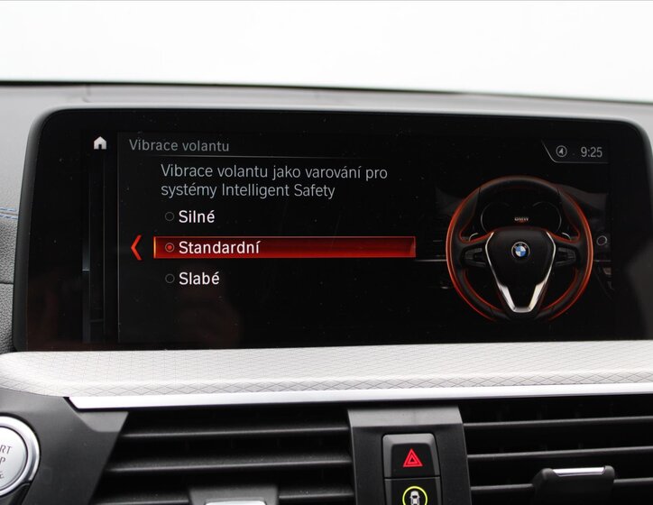 BMW X3 SUV / Terénní 3,0 l 195 kw