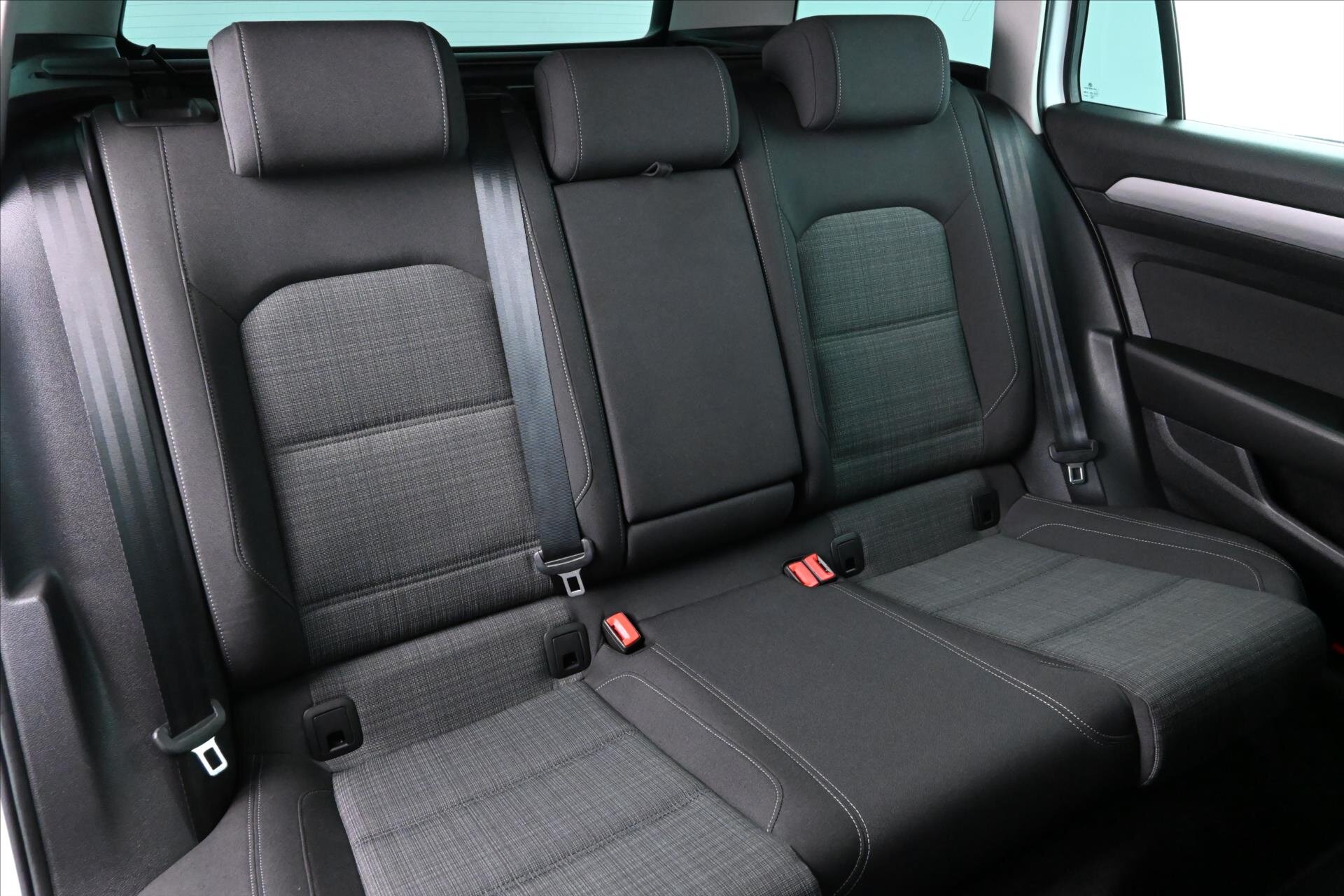 Volkswagen Passat Kombi 2,0 l 110 kw