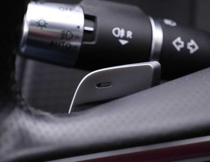 Land Rover Range Rover Velar 19