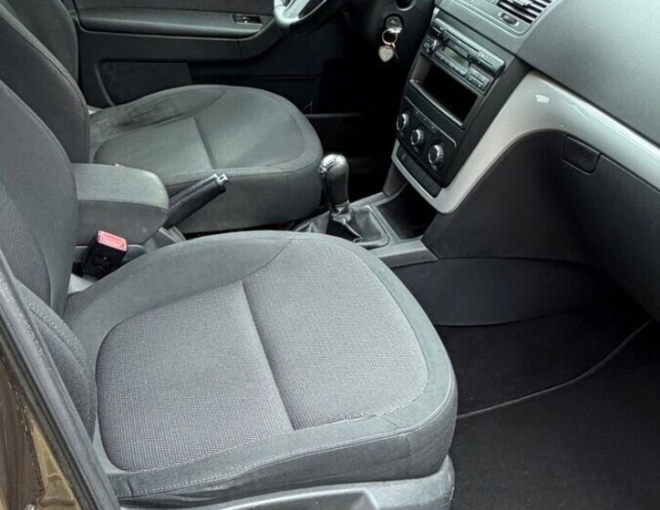 Škoda Yeti MPV 0,0 77 kw