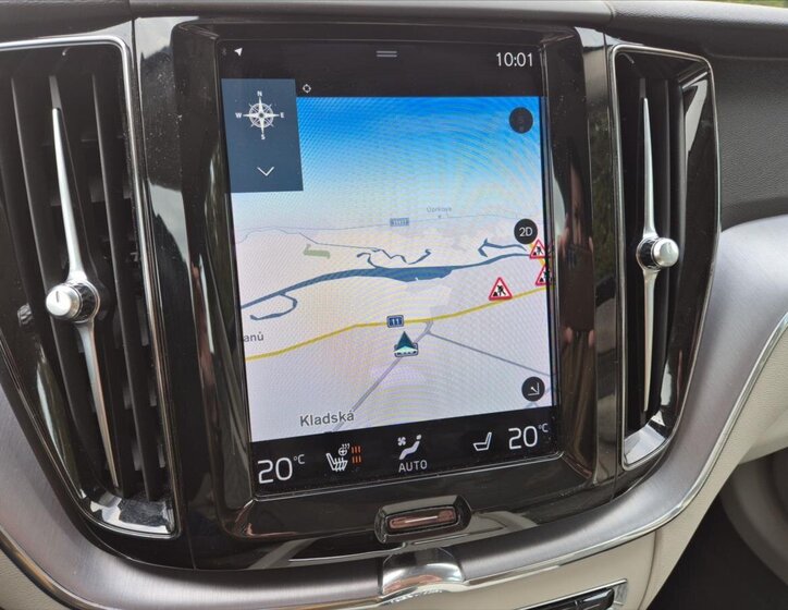 Volvo XC60 SUV / Terénní 2,0 l 145 kw