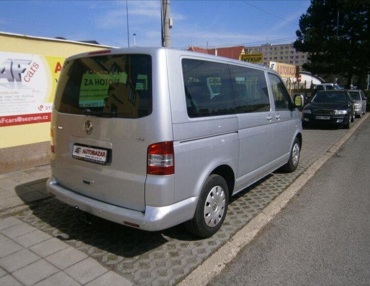 Volkswagen Multivan 6